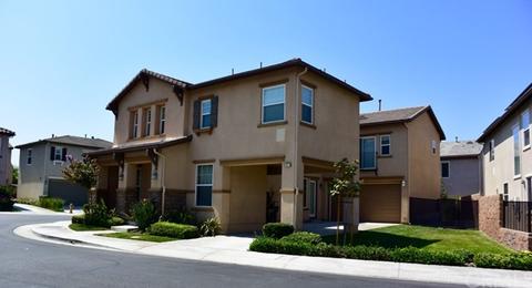 107 Harding Pl, Placentia, CA 92870 photo 4