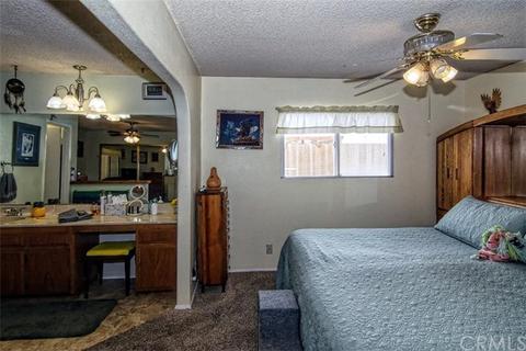14639 Eucalyptus St, Hesperia, CA 92345 photo 27