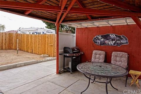14639 Eucalyptus St, Hesperia, CA 92345 photo 4
