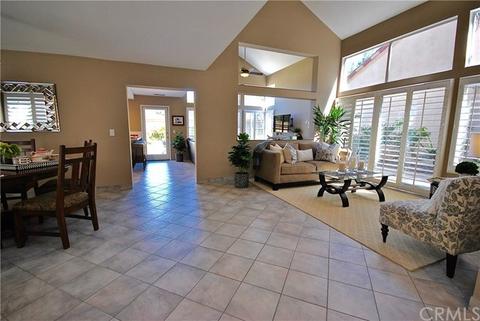 8 Bahia, Irvine, CA 92614 photo 18