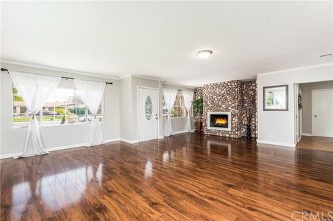 9762 Tudor Ave, Montclair, CA 91763 photo 3