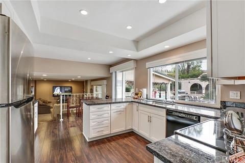 160 Lilac Ln, Brea, CA 92823 photo 4