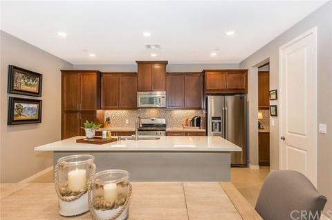 405 Trailblaze, Irvine, CA 92618 photo 12