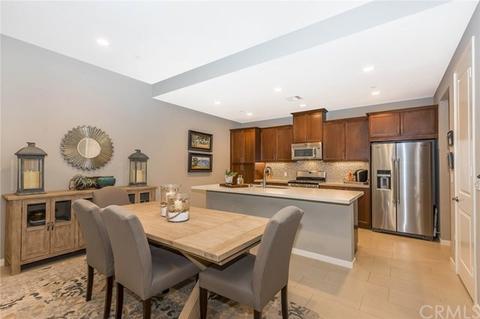 405 Trailblaze, Irvine, CA 92618 photo 11