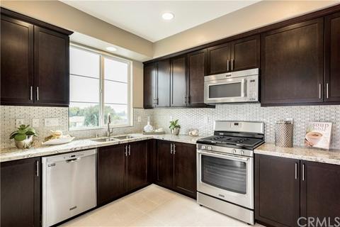 385 Ruby Red Ln, Upland, CA 91786 photo 1