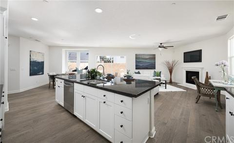 12135 Cambrian Cir, Artesia, CA 90701 photo 5