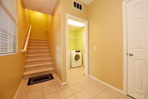 55 Long #6, Irvine, CA 92620 photo 2