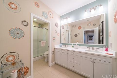 54 Bloomington, Irvine, CA 92620 photo 28