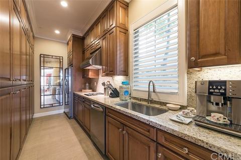 54 Bloomington, Irvine, CA 92620 photo 9