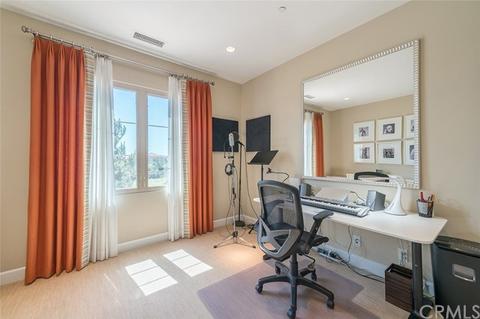54 Bloomington, Irvine, CA 92620 photo 27