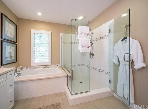 54 Bloomington, Irvine, CA 92620 photo 25