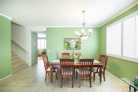 7467 Vicksburg Pl, Fontana, CA 92336 photo 4