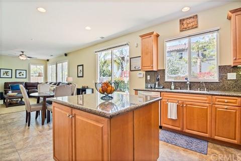 617 Ibiza Ln, Oxnard, CA 93035 photo 6