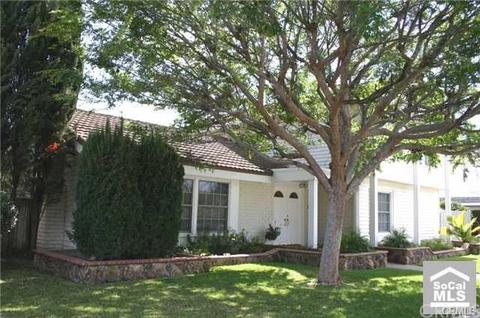 520 E Riverdale Ave, Orange, CA 92865 photo 1