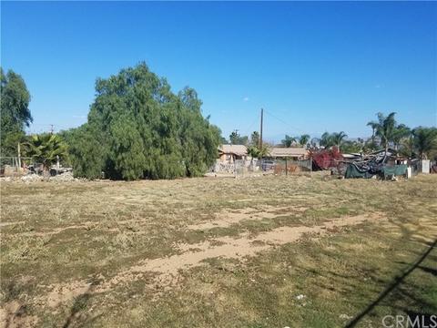 5910 Crest Ave, Riverside, CA 92503 photo 2