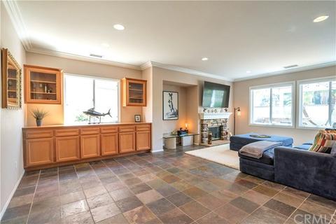 1561 Amberleaf, Costa Mesa, CA 92626 photo 2