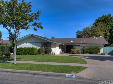 1407 E Greenview Dr, Orange, CA 92866 photo 3
