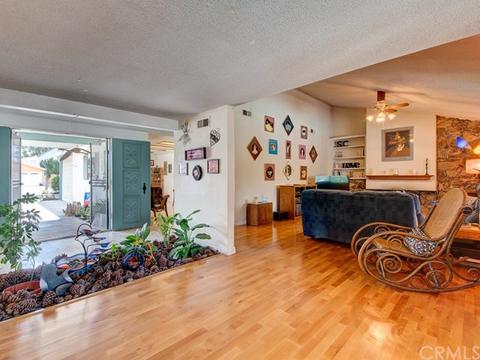 1407 E Greenview Dr, Orange, CA 92866 photo 11