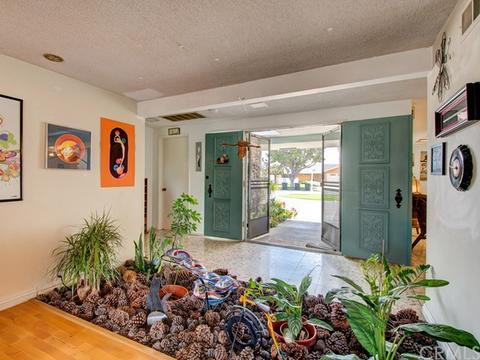 1407 E Greenview Dr, Orange, CA 92866 photo 6