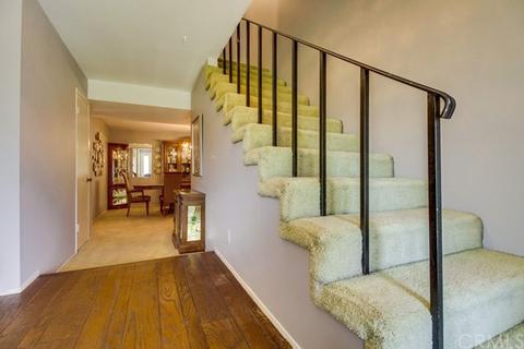 951 Mathewson Ave, Placentia, CA 92870 photo 2