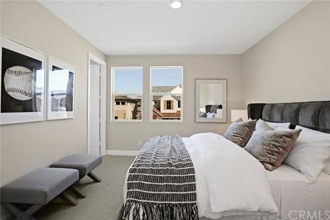 70 Hawking, Irvine, CA 92618 photo 29