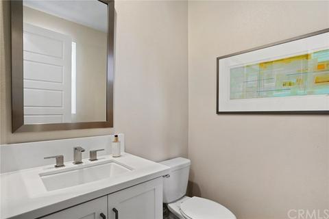 70 Hawking, Irvine, CA 92618 photo 11