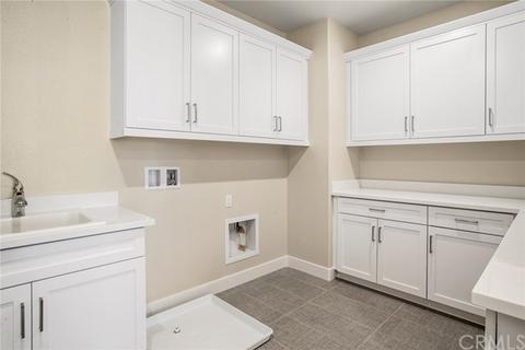 70 Hawking, Irvine, CA 92618 photo 32