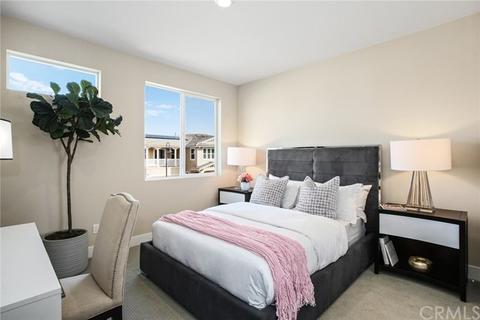 70 Hawking, Irvine, CA 92618 photo 26