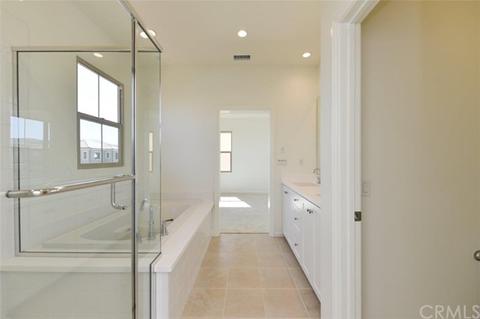 73 Gust, Irvine, CA 92620 photo 14