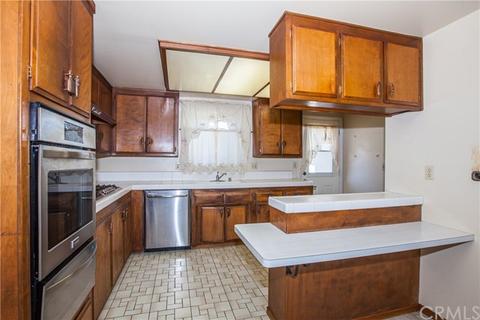 2700 N Hearthside St, Orange, CA 92865 photo 10