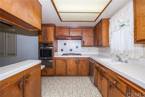 2700 N Hearthside St, Orange, CA 92865 photo 11