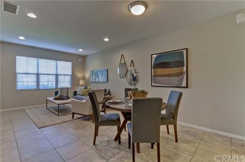 35 Iceberg Rose, Irvine, CA 92620 photo 7