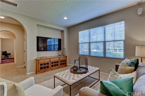 35 Iceberg Rose, Irvine, CA 92620 photo 6