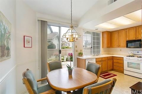 13596 Eucalyptus St, Tustin, CA 92782 photo 9