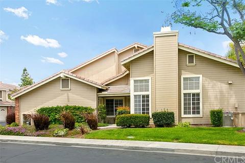 13596 Eucalyptus St, Tustin, CA 92782 photo 2