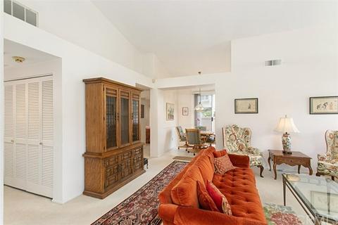 13596 Eucalyptus St, Tustin, CA 92782 photo 5