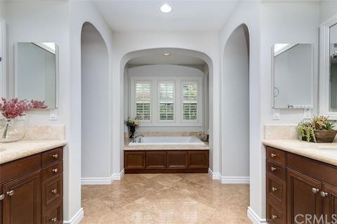 74 Fanlight, Irvine, CA 92620 photo 22