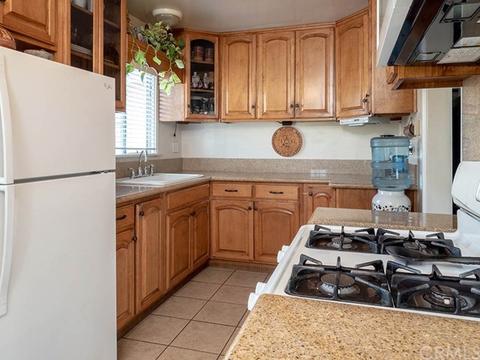 8520 Borson St, Downey, CA 90242 photo 5