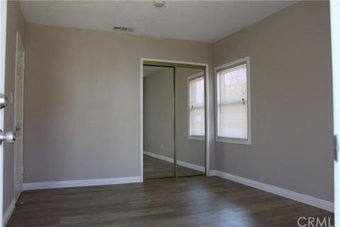 505 W Randall Ave, Rialto, CA 92376 photo 8