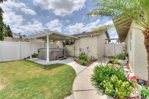 1247 E Saint James Ave, Orange, CA 92865 photo 20
