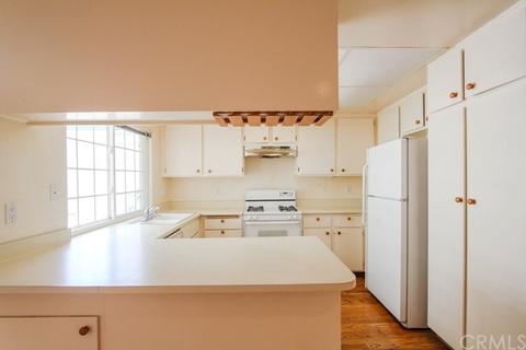 27 Silkleaf, Irvine, CA 92614 photo 4