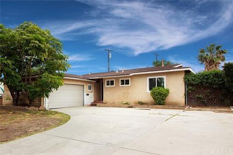 400 E Rosslynn Ave, Fullerton, CA 92832 photo 1