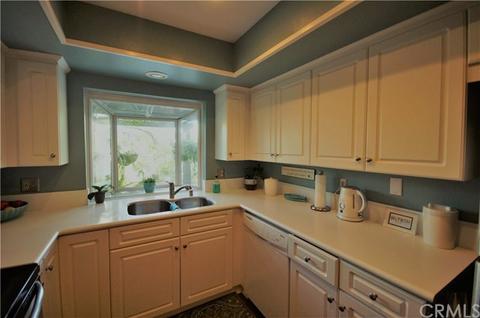 927 Van Ness Ct, Costa Mesa, CA 92626 photo 4