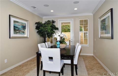 61 Gentry, Irvine, CA 92620 photo 4