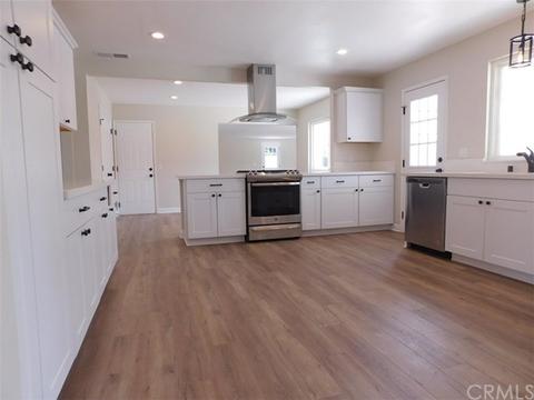 1046 Edgefield St, Upland, CA 91786 photo 5