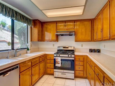 1033 Longview Dr, Diamond Bar, CA 91765 photo 16