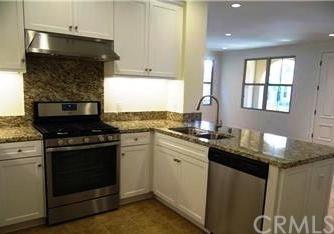 70 Mayfair, Irvine, CA 92620 photo 3