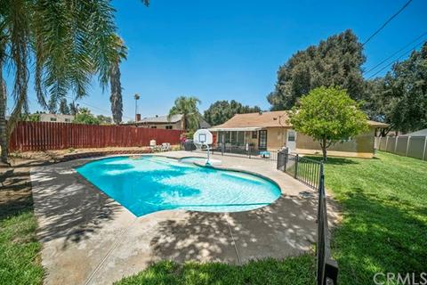 4520 Santee Pl, Riverside, CA 92504 photo 1