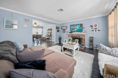4520 Santee Pl, Riverside, CA 92504 photo 2
