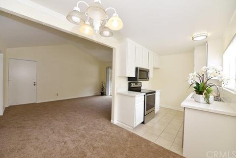 302 Streamwood, Irvine, CA 92620 photo 5